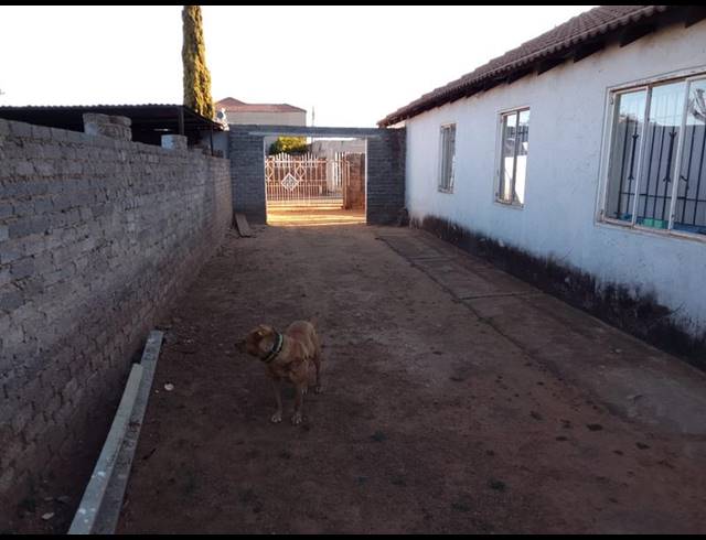 3 BEDROOM HOUSE FOR SALE IN LENASIA